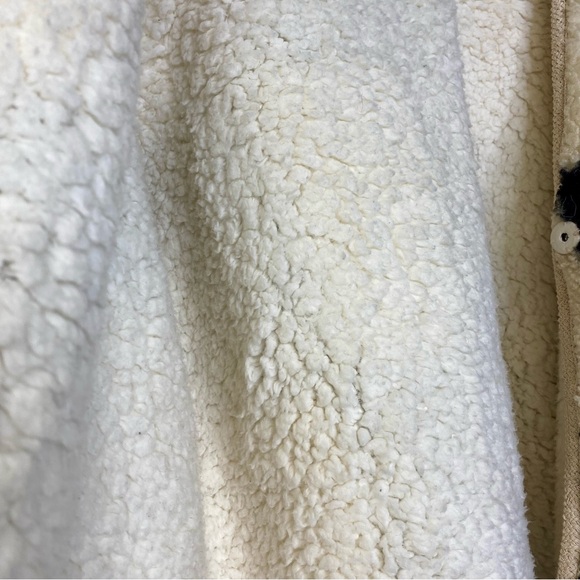 Moon River Check Sherpa Jacket - Picture 8 of 9